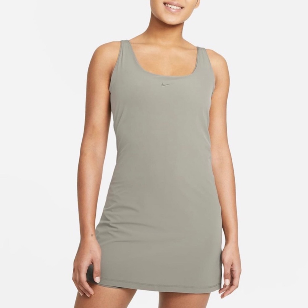 Nike Bliss Luxe Dress